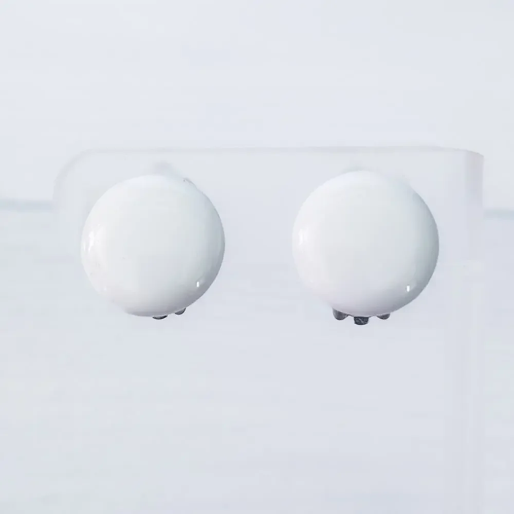 Vintage Lisner Clip On Earrings Retro White Circle 0.75